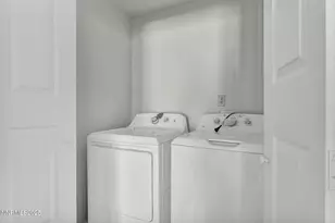 1425 Julie Ct, Reno, NV 89509 - Photo 49