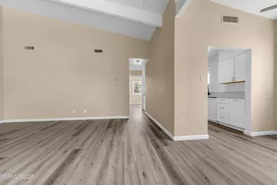 12190 Rocky Mountain Street, Reno, NV 89506 - Photo 7