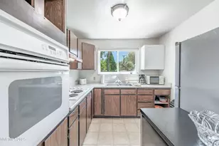 1755 Benjamin Franklin Dr, Reno, NV 89509 - Photo 41