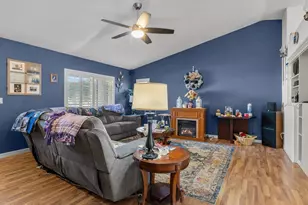 9493 Long River Dr, Reno, NV 89506 - Photo 7