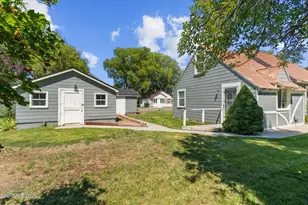 1606 10th St, Minden, NV 89423 - Photo 5