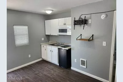 1145, 1155 Cornell Avenue #Various, Lovelock, NV 89419 - Photo 7