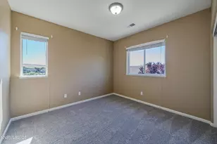 811 Pinchot Pass Ct, Sparks, NV 89436 - Photo 29