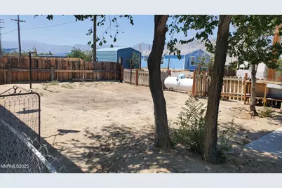 925 Arb Street, Hawthorne, NV 89415 - Photo 9