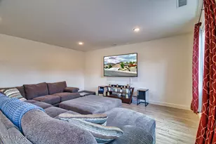 421 Scenic Ridge Dr, Reno, NV 89506 - Photo 13