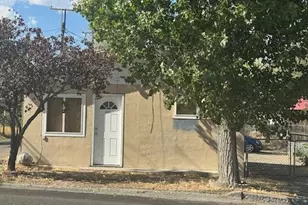 103 W Haskell St, Winnemucca, NV 89445 - Photo 3