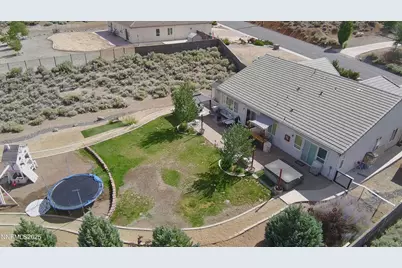 8720 Spearhead Way, Reno, NV 89506 - Photo 3