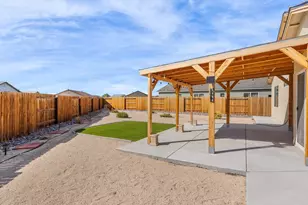 242 Red Oak Dr, Fernley, NV 89408 - Photo 21