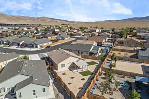 242 Red Oak Dr, Fernley, NV 89408 - Photo 31