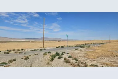 11640 Mammoth Pool Court #385, Lovelock, NV 89419 - Photo 1