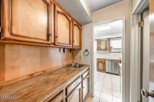 1950 W Plumb Ln, Reno, NV 89509 - Photo 27