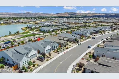 7586 Evans Bridge Street, Sparks, NV 89436 - Photo 3