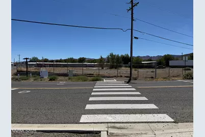 825 Mesa Drive, Fernley, NV 89408 - Photo 3