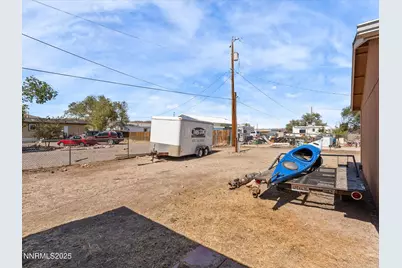 1740 Donner Trail, Silver Springs, NV 89429 - Photo 29