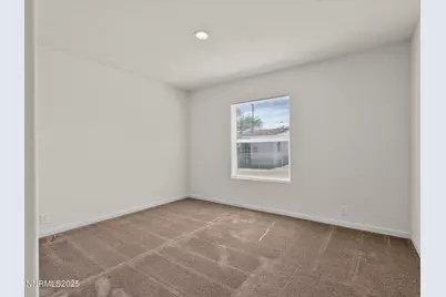 1740 Donner Trail, Silver Springs, NV 89429 - Photo 23