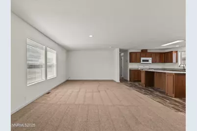 1740 Donner Trail, Silver Springs, NV 89429 - Photo 5