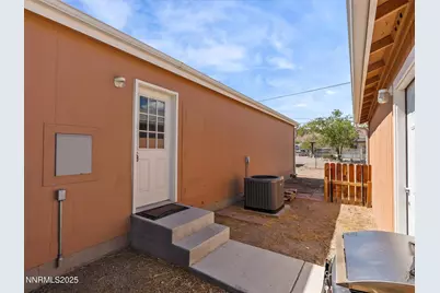 1740 Donner Trail, Silver Springs, NV 89429 - Photo 33