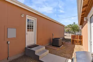 1740 Donner Trail, Silver Springs, NV 89429 - Photo 33