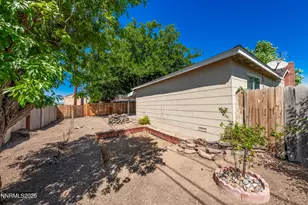 465 Lenwood Dr, Sparks, NV 89431 - Photo 17