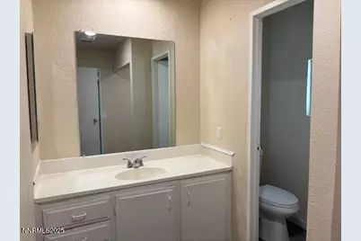 255 Zircon Drive, Reno, NV 89521 - Photo 15