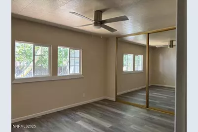 255 Zircon Drive, Reno, NV 89521 - Photo 19