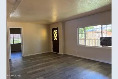 255 Zircon Drive, Reno, NV 89521 - Photo 5