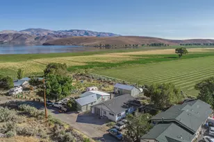 136 Palmer Way, Topaz, CA 96133 - Photo 3