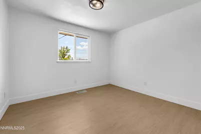 30 N Patterson Place, Sparks, NV 89436 - Photo 21
