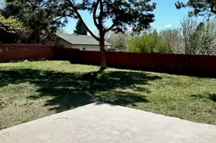 7050 Pembroke Dr, Reno, NV 89502 - Photo 17