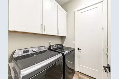 8674 Eagle Chase Trail, Reno, NV 89523 - Photo 33