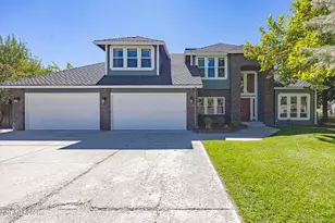 111 Augusta Ct, Dayton, NV 89403 - Photo 3