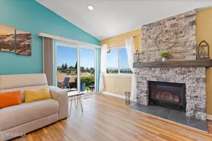 2255 Wide Horizon Dr, Reno, NV 89509 - Photo 11