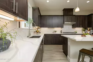 579 Sage Grouse Lp, Gardnerville, NV 89460 - Photo 7