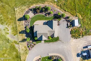 600 Artemesia Ln, Gardnerville, NV 89460 - Photo 59