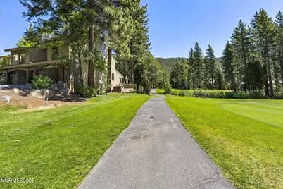 954 Fairway Boulevard #4, Incline Village, NV 89451 - Photo 11