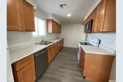 1090 Barstow Street #A, Reno, NV 89512 - Photo 7