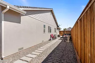 1129 Dixie Ln, Fernley, NV 89408 - Photo 35