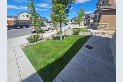 632 Coyote Bluff Ct, Reno, NV 89506 - Photo 3