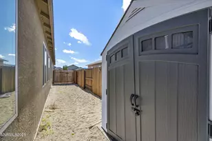 180 Walnut Dr, Fernley, NV 89408 - Photo 7