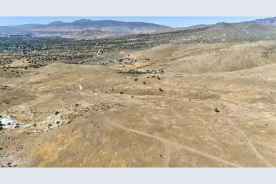 8560 Chimney Road, Reno, NV 89506 - Photo 7