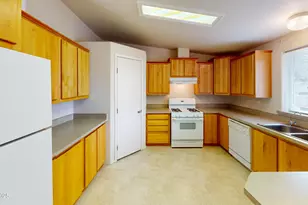 220 Antelope Dr, Battle Mountain, NV 89820 - Photo 5