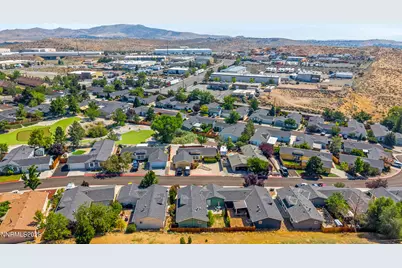 7571 Diamond Pointe Way, Reno, NV 89506 - Photo 3