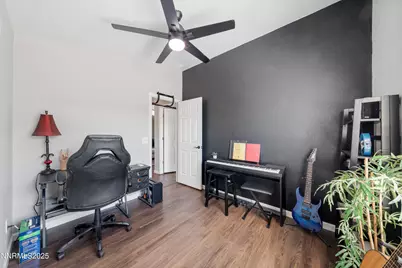 7571 Diamond Pointe Way, Reno, NV 89506 - Photo 33