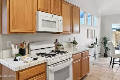 9618 Truckee Meadows Place, Reno, NV 89521 - Photo 15