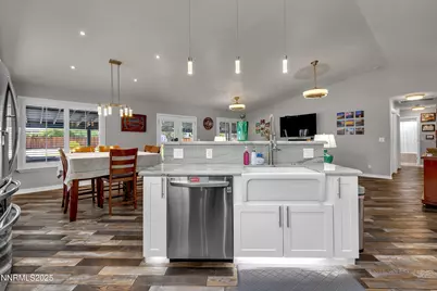 155 Veronica Avenue, Spanish Springs, NV 89436 - Photo 5