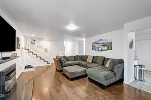 1510 Majestic Dr, Reno, NV 89503 - Photo 3