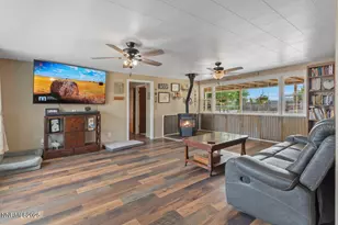 270 Elm St, Fernley, NV 89408 - Photo 7