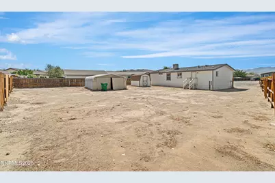 863 Jennys Lane, Fernley, NV 89408 - Photo 21