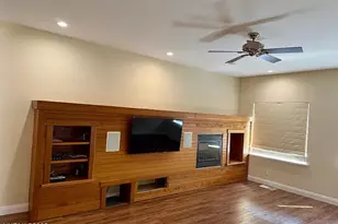 1498 Washington St, Reno, NV 89503 - Photo 9