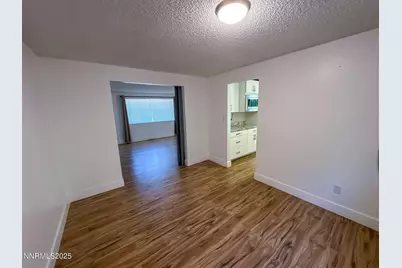 3095 Randolph Drive, Reno, NV 89502 - Photo 7